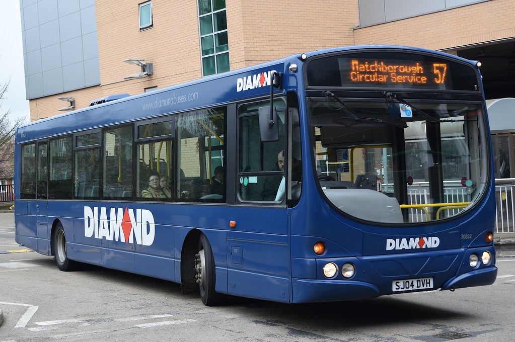 Diamond Buses 30882, SJ04 DVH Seen leaving Redditch Bus St… Flickr
