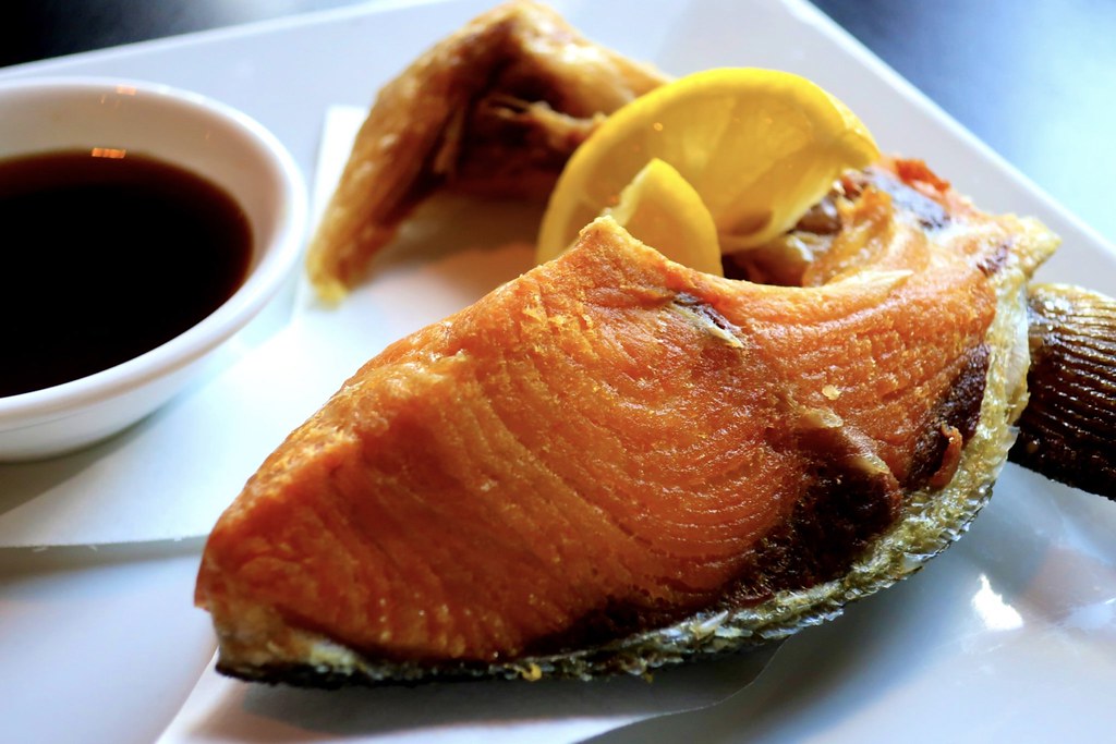 Hamachi Kama (Grilled Yellowtail Collar) This genuine Japa… Flickr