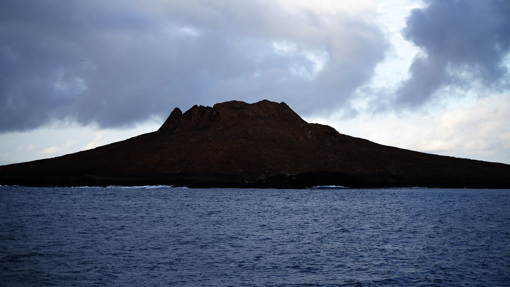 The Chinese Hat Island ilyapollak Flickr