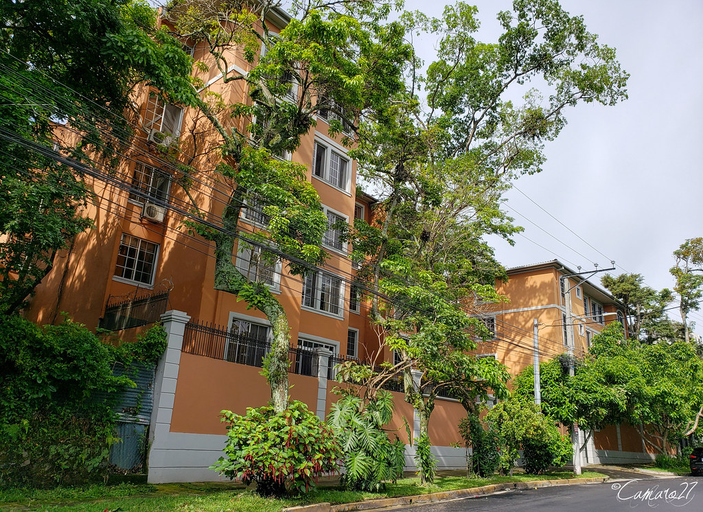 Colonia San Benito Colonia San Benito San Salvador, El Sal… Flickr