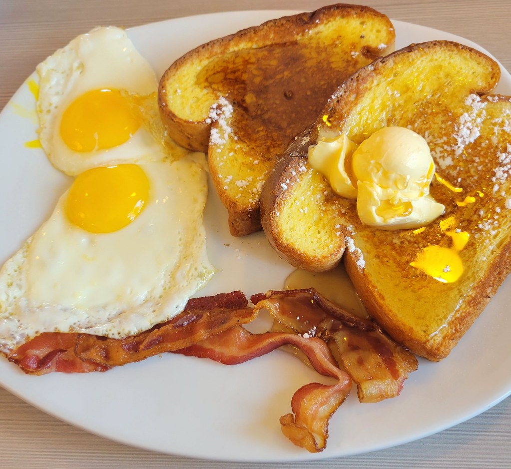 French toast, eggs and bacon Mark Robinson Flickr