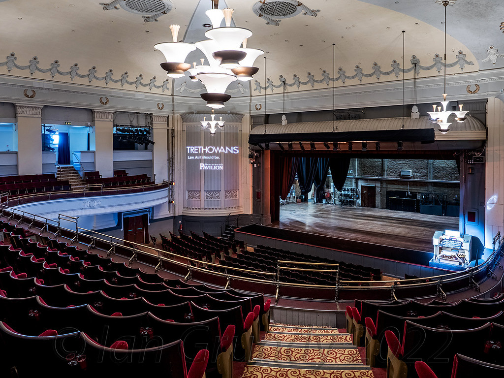 Bournemouth Pavilion 0596HDR Pavilion Theatre, Bournemout… Flickr