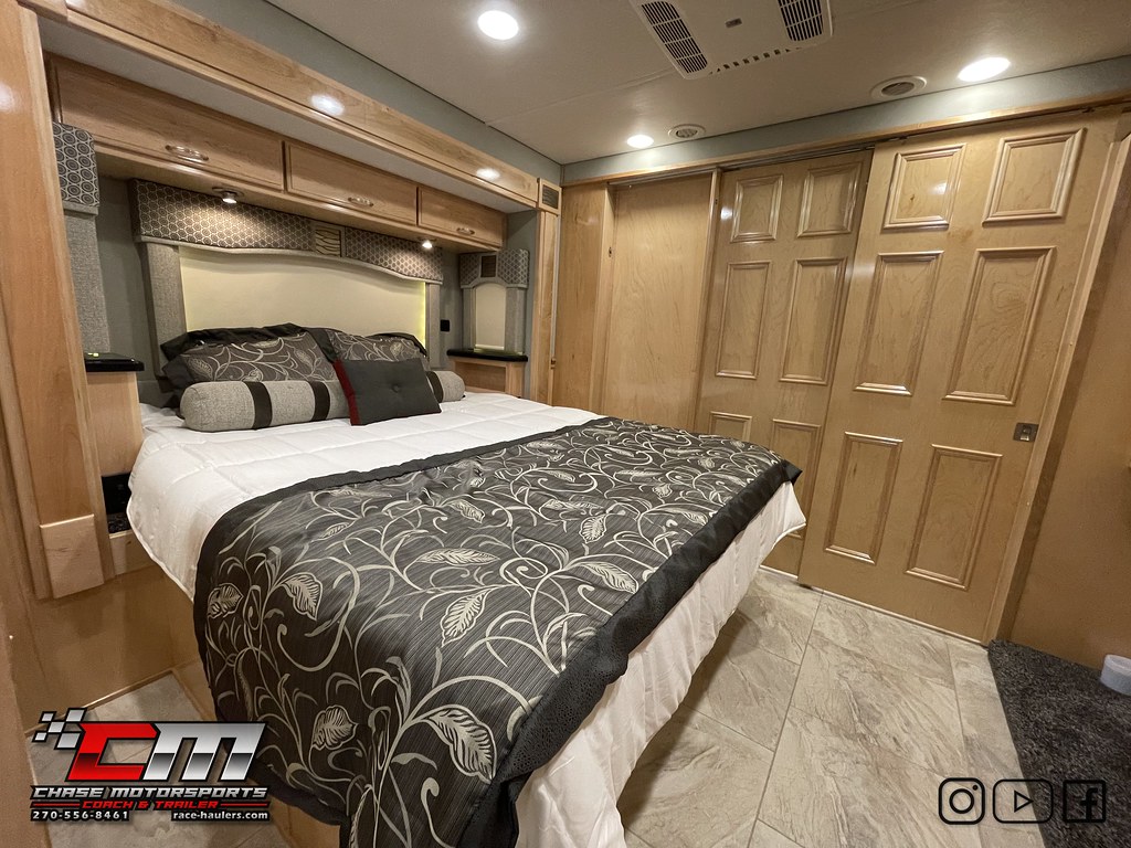 2016renegadexl45motorhome550hpcumminsbunks_52178935… Flickr