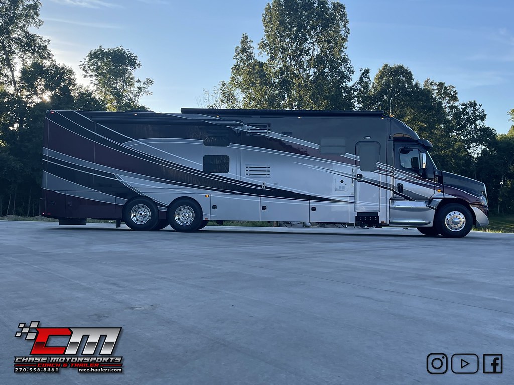 2016renegadexl45motorhome550hpcumminsbunks_52178686… Flickr