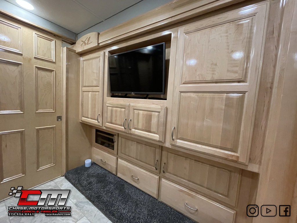 2016renegadexl45motorhome550hpcumminsbunks_52178912… Flickr
