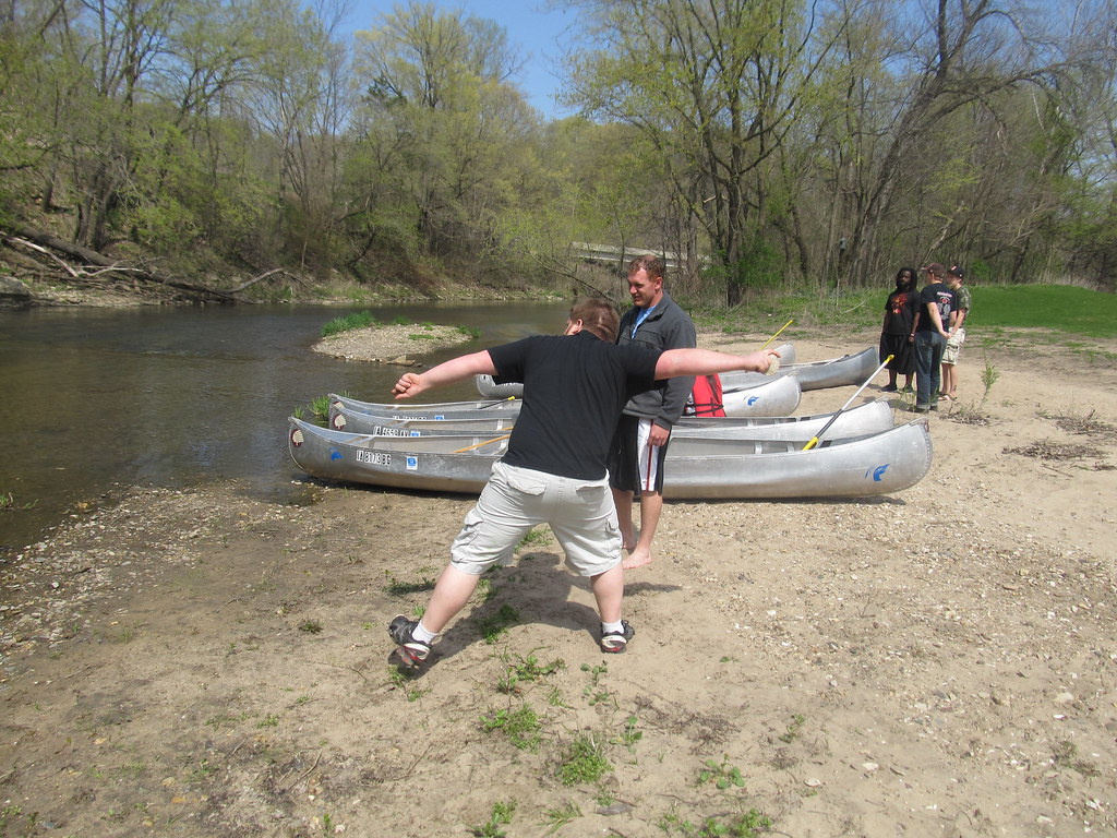 Cannoeing in Volga River, Iowa FurQan1991 Flickr