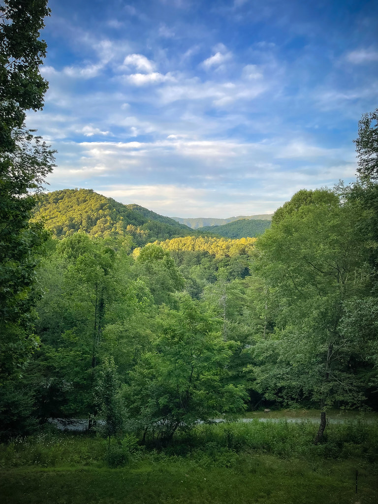 Elevation of Feuders Hill, Zionville, NC, USA Topographic Map