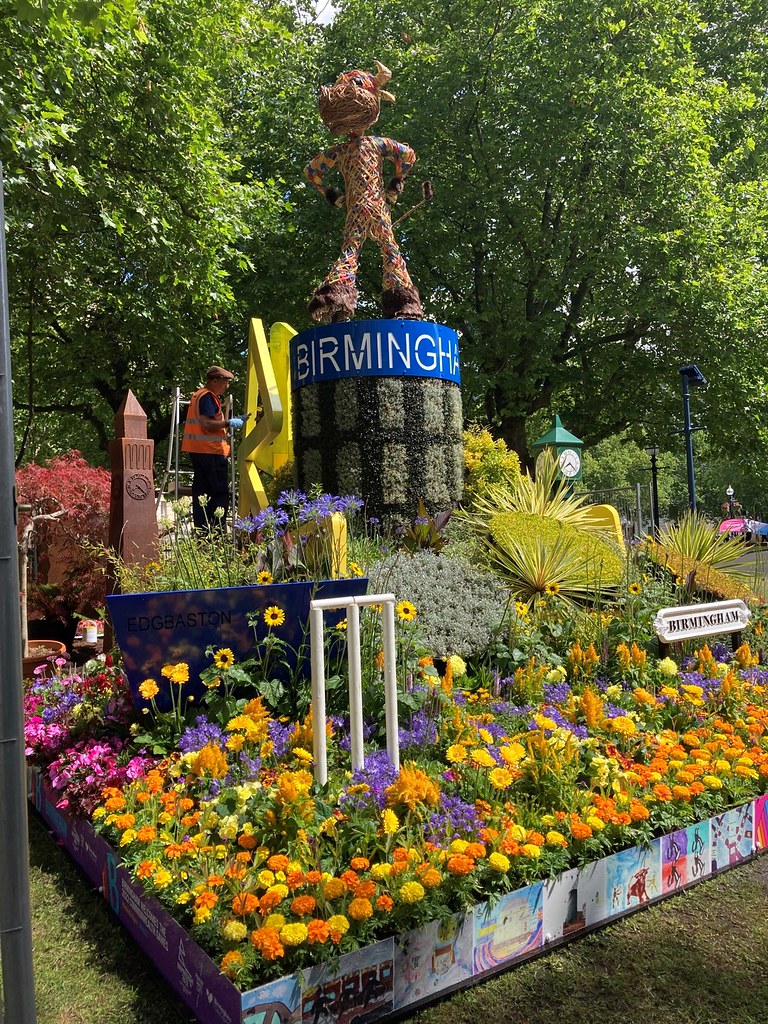 Chelsea Flower Show 2022 display in Brum The Gold Medalwi… Flickr
