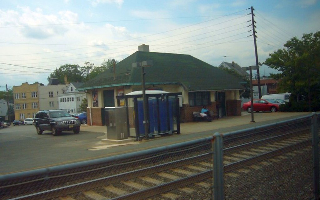 NJ Transit Clifton Station Built 1925 by Lackawanna Railro… Flickr