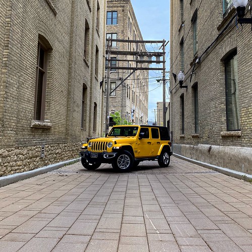 Used Trucks for sale in Winnipeg DNB Auto Finance 1700a Wa… Flickr