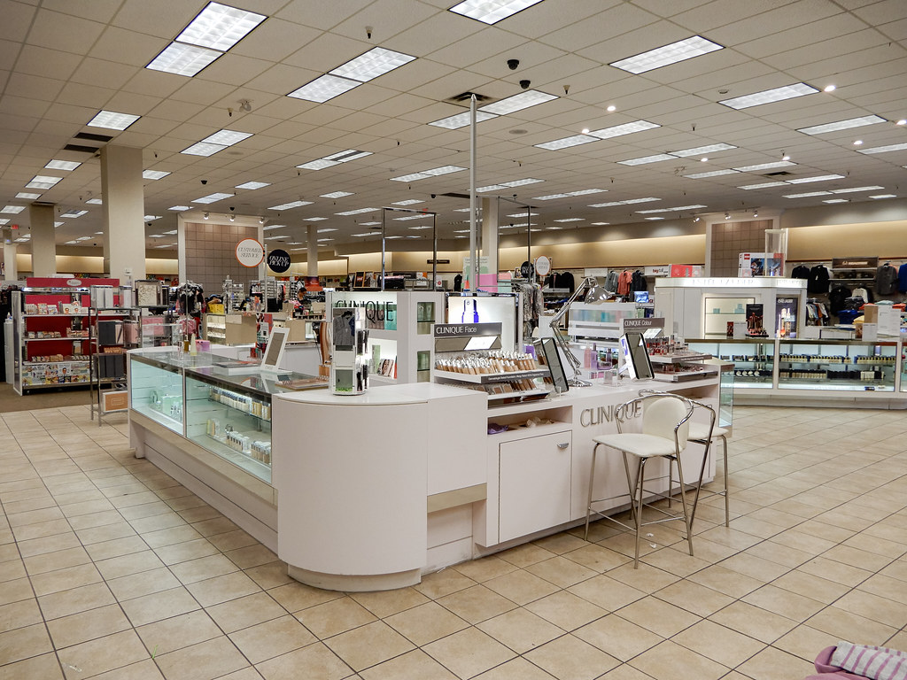 Stage (Former Dunlaps & Walmart) "Liberal Plaza" Liberal… Flickr