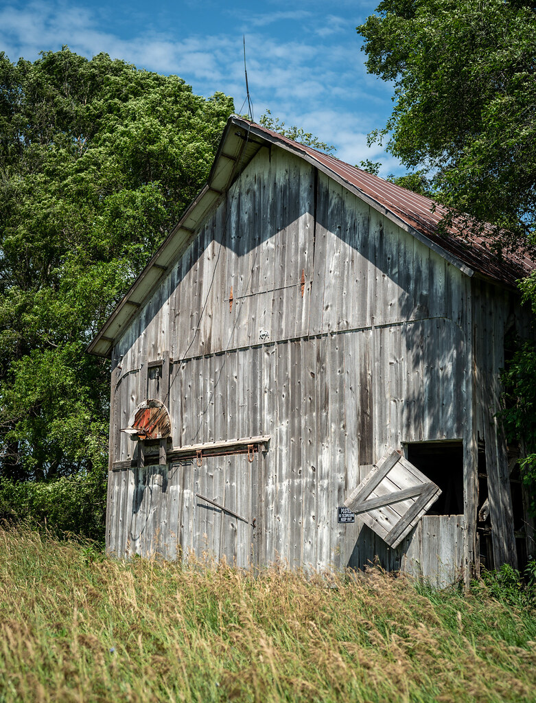 Guthrie Co. barn Leica SL, Voigtlander 50mm f/1.2 Ultron