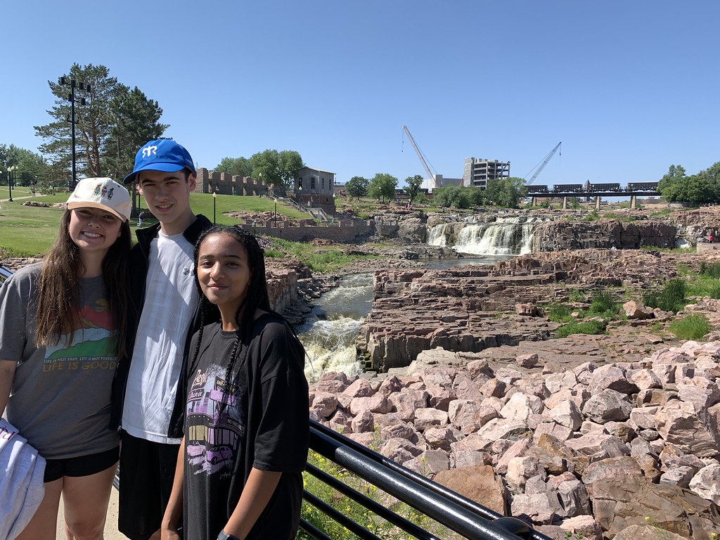 Falls Park, Sioux Falls, SD Jan Reber Flickr