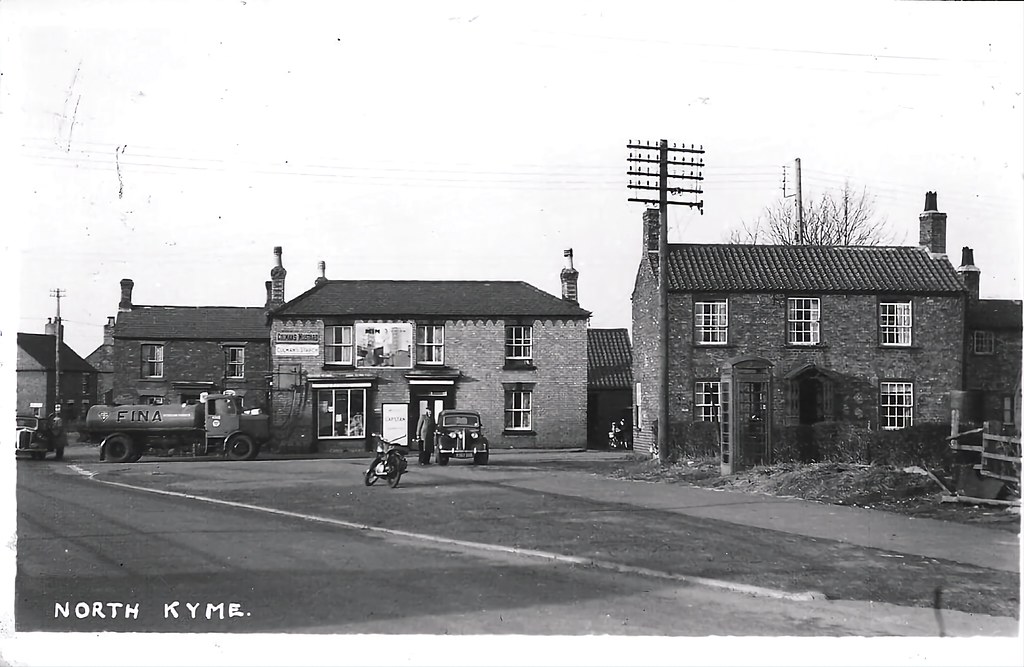 FinaFina Tanker, North Kyme, Lincolnshire, year unknown. Flickr