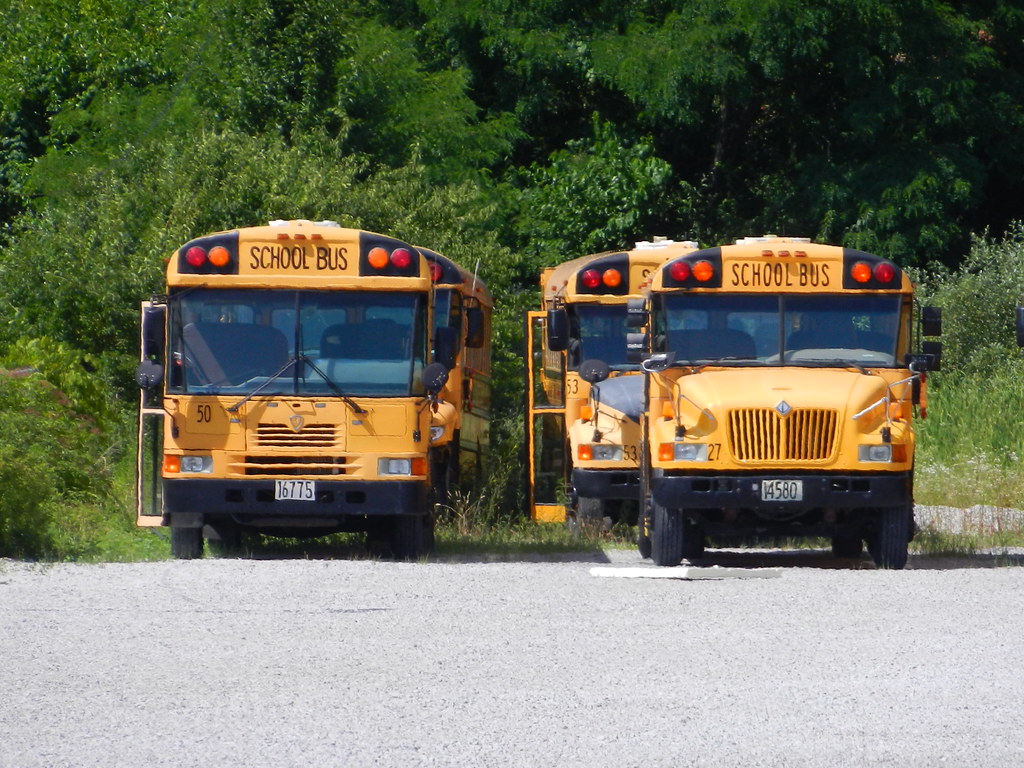 Batavia Local School District 50, 53, 27 Bus lot Batavia… Flickr
