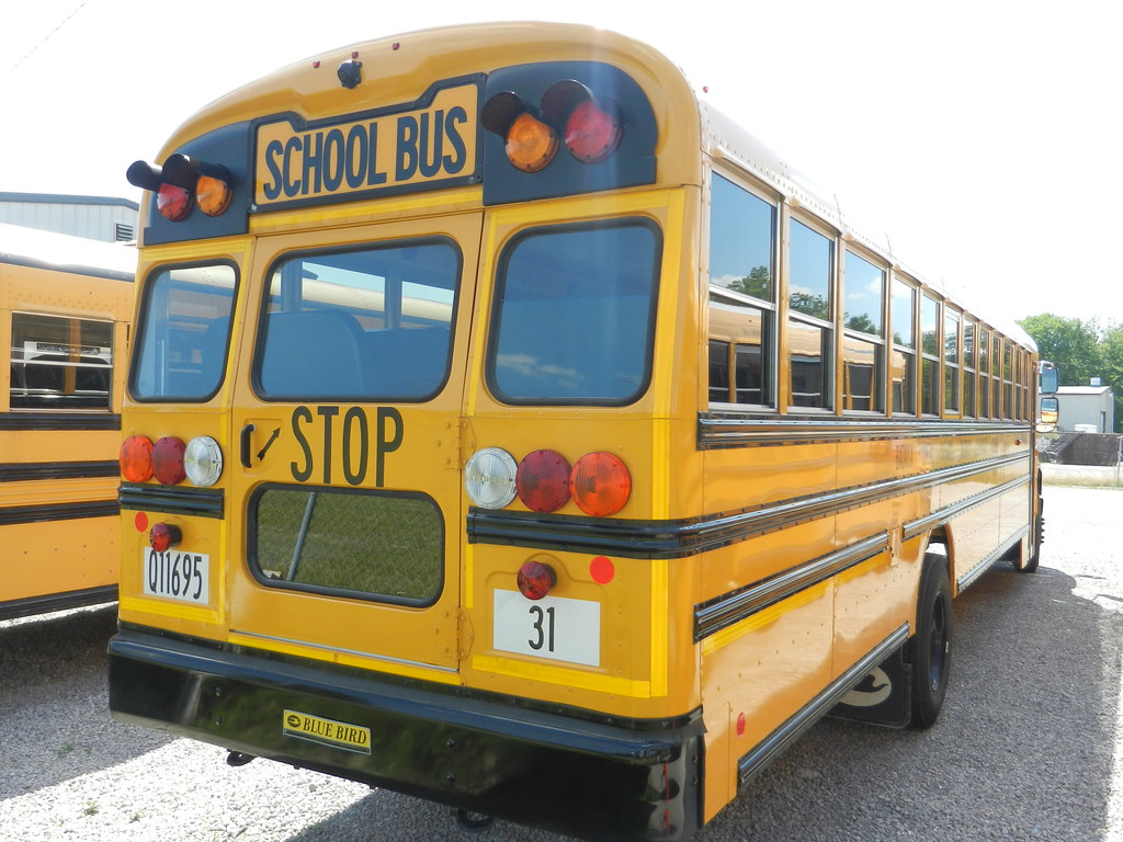 Batavia Local School District 31 (2) Bus lot Batavia, OH… Flickr