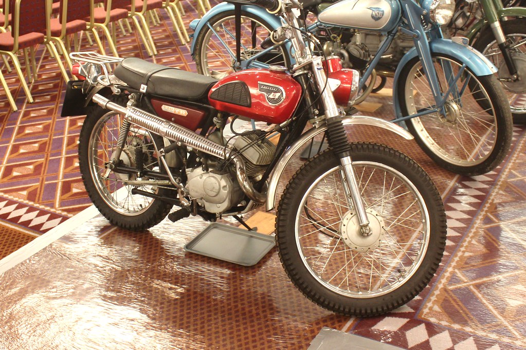150 Kawasaki C2TR 120 Roadrunner (1967) KSC 152 E Kawasaki… Flickr