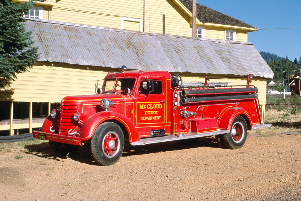 McCLOUD OLD FIRE TRUCK MCCLOUD CA 81085 An old McCloud f… Flickr