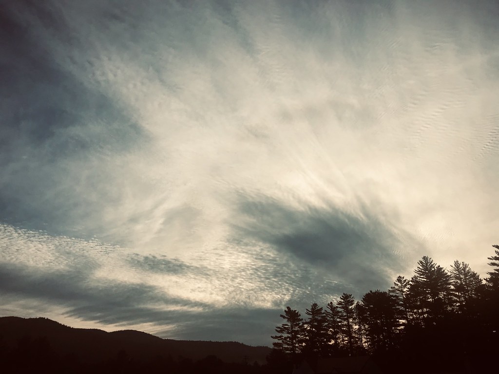 Morning hours in Rumney, NH A blanket of clouds was high a… Flickr