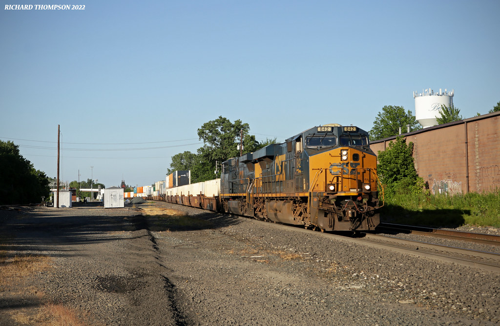 CSX I009 QDS22 Berea, OH 7/10/22 CSX hotshot I009 zips wes… Flickr