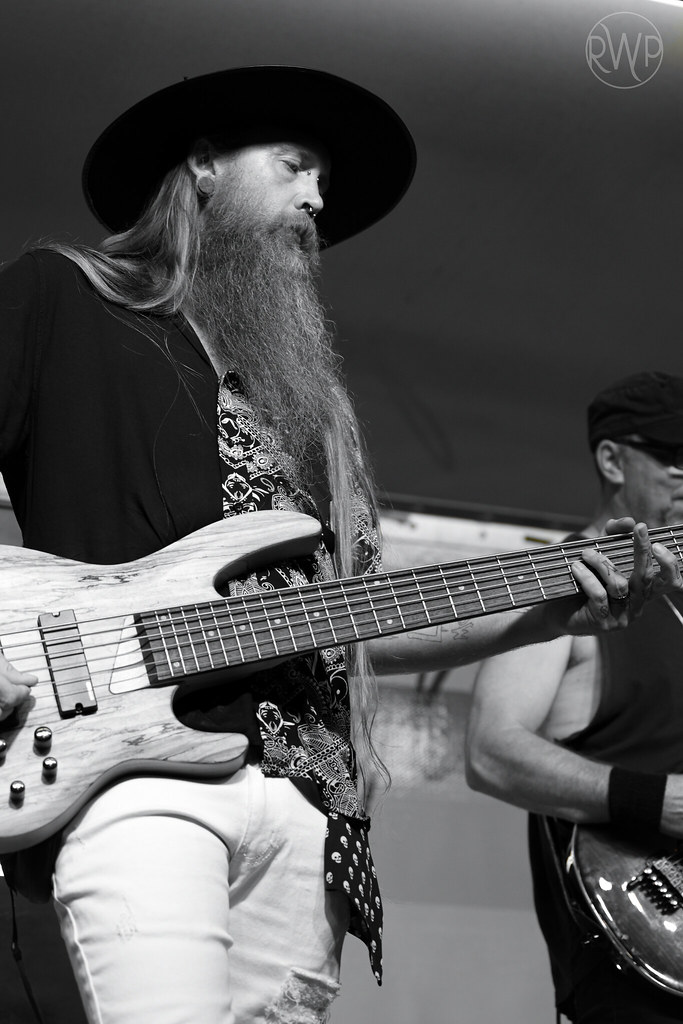 Cream Camino Raven Wynter Flickr