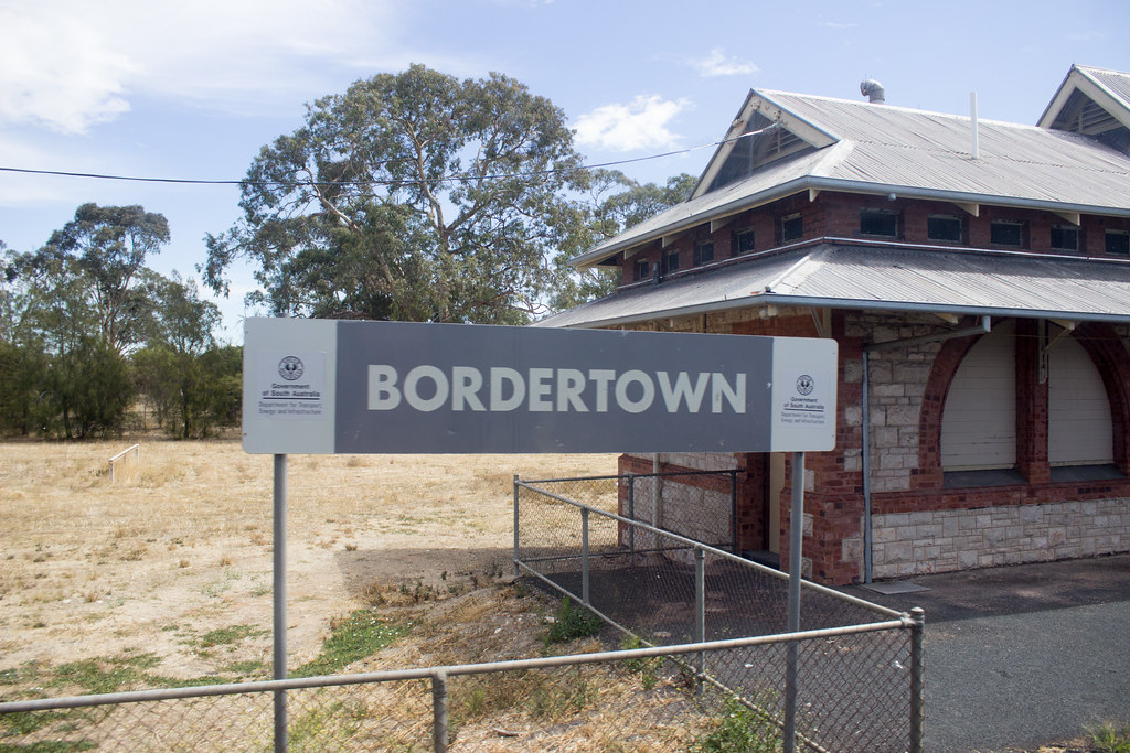 Bordertown Station platform sign Philip Mallis Flickr