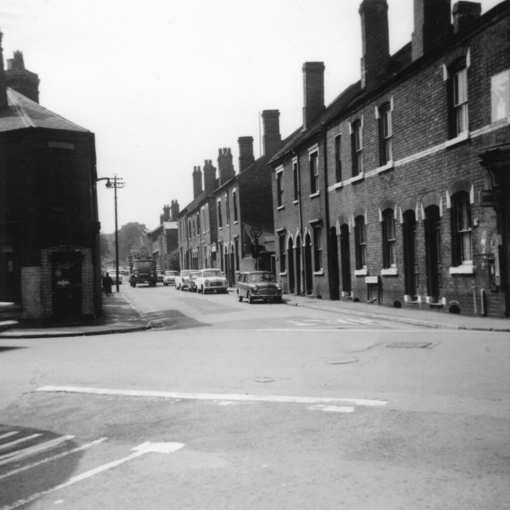 Wood Street This is Wood Street Willenhall, looking toward… Flickr