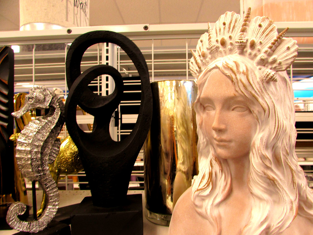 Home decor Discount store w/imports on mark down sale Fl… Flickr