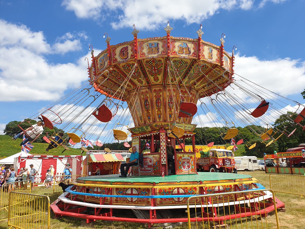20220709_124551 Harris's Fun Fair at Parham Steam Rally Mike from