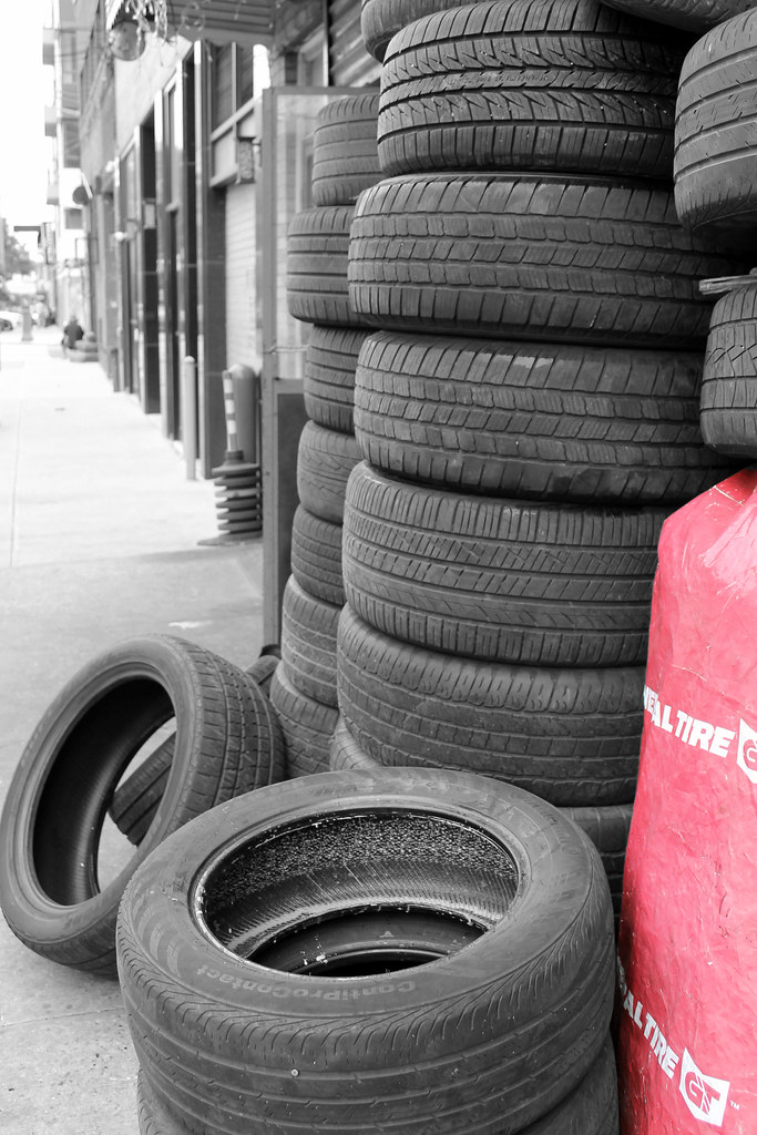 tires Astoria, NY Howard Quintero Flickr