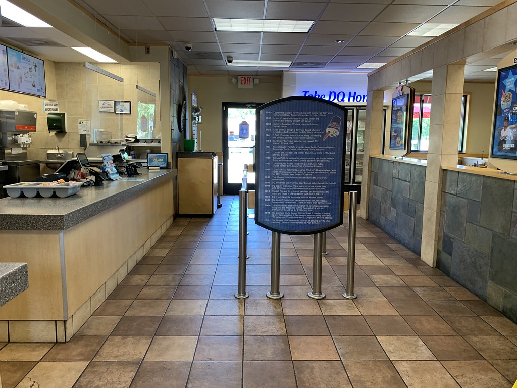 DQ Grill & Chill interior DQ Grill & Chill 19139 (2,579 s… Flickr