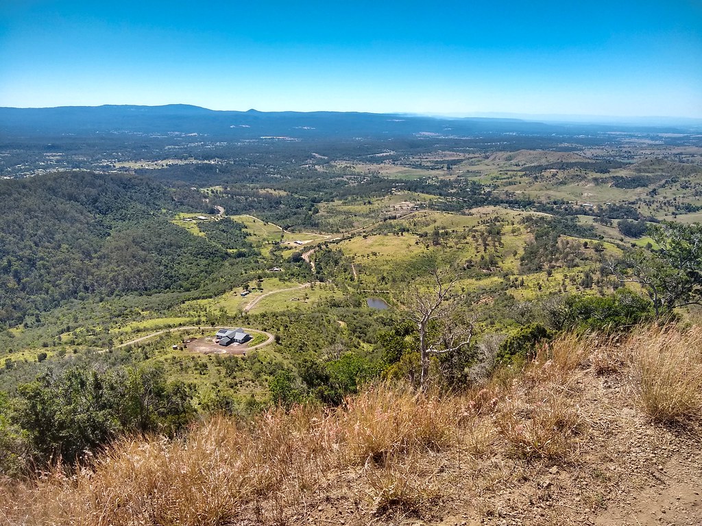 On the top of Table Top mountain Table Top mountain on the… Flickr