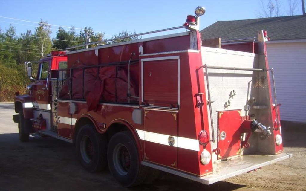 Sabattus, ME Fire Department 1980 Ford LT8000 Engine No. … Flickr