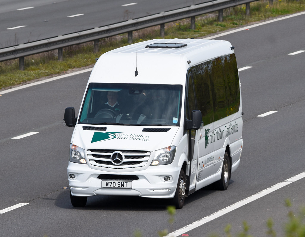 South Molton W70 SMT South Molton Taxi Service Mercedes mi… Flickr