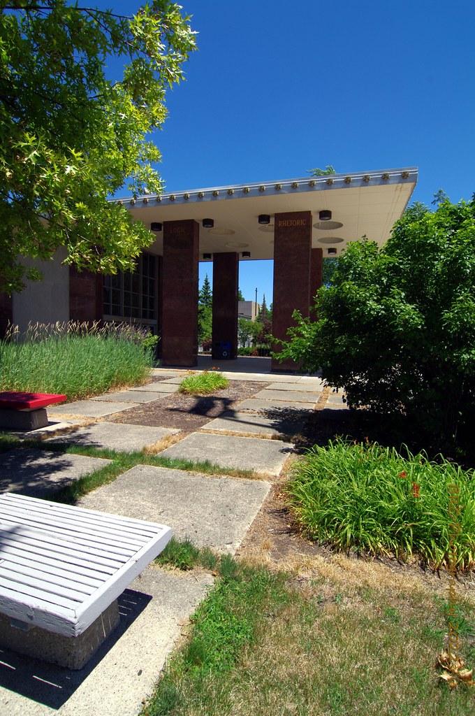 Warde Academic Center Saint Xavier University, Chicago, … Flickr