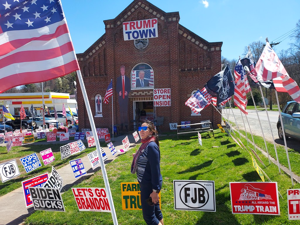 Trump Store Boones Mill, Va thruhiker97 Flickr