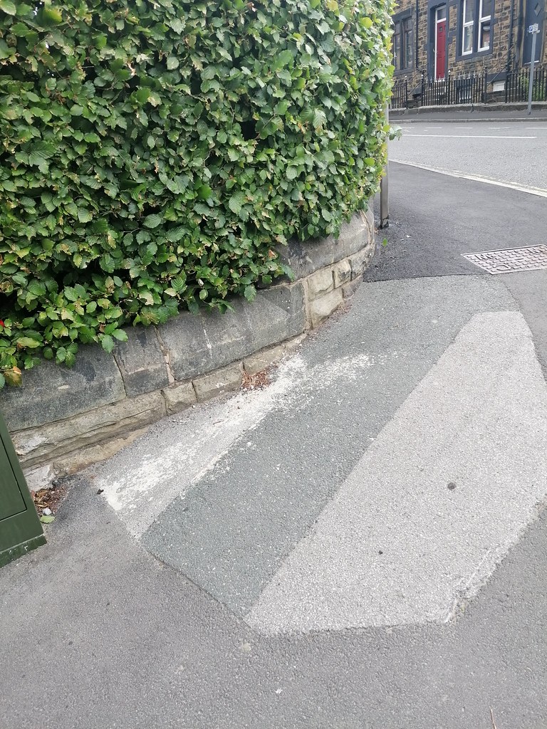 Pudsey, Clifton Road Kim Fallows Flickr