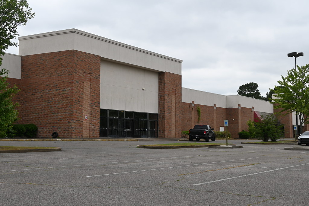 Former Value City Furniture Memphis TN gameking3 Flickr