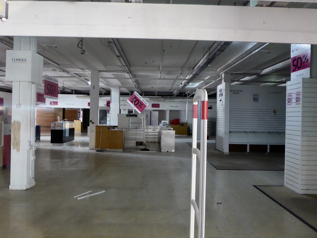 House of Fraser, Gwent Square, Cwmbran Centre 16 July 2022… Flickr