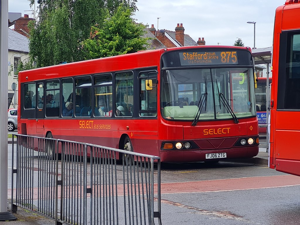 SB 23 Cannock bus station Select Bus Services VDL SB200 … Flickr