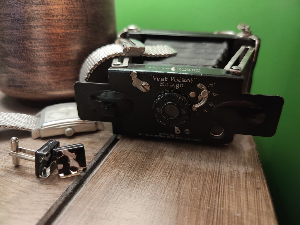 HoughtonButcher Vest Pocket Ensign Produced between 1923 … Flickr