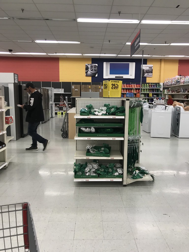 Kmart Closing Sale This Kmart was located on the north sid… Flickr