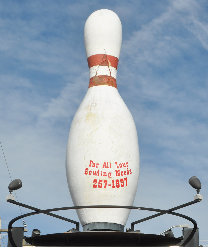 Bear River Bowling Center Tremonton, UT; roadarch.blog/202… Flickr