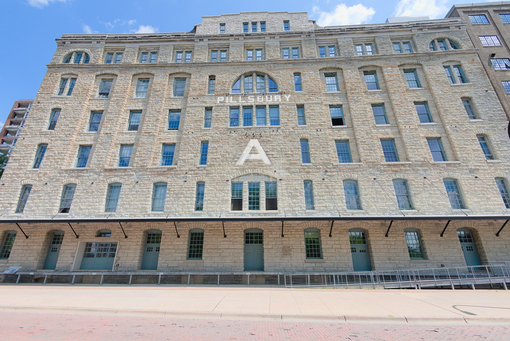 Minneapolis neighborhood MarcyHolmes The neighborhood of… Flickr