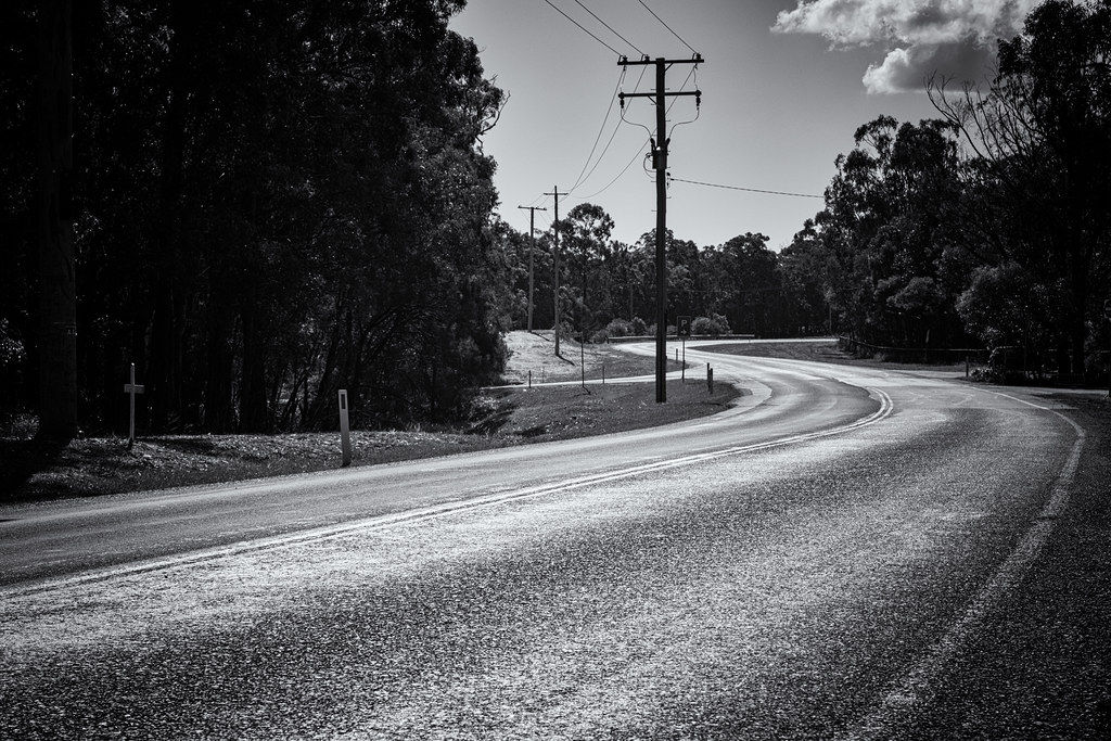 West Mount Cotton Rd Sunlight reflecting off the West Moun… Flickr