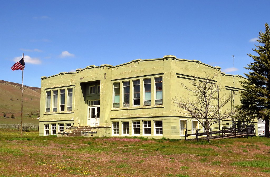 Antelope Old School Antelope, Oregon; built in 1924, the … Flickr