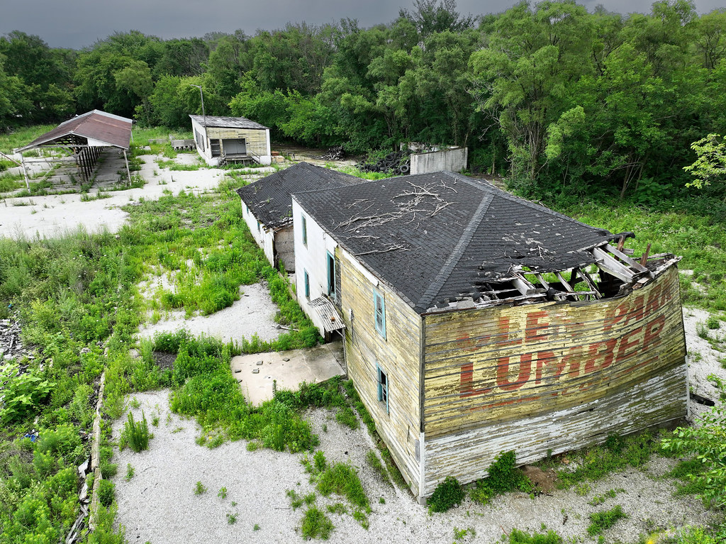 In ruins... Glen Park Lumber Company. Gary, Indiana. Zeolite C O