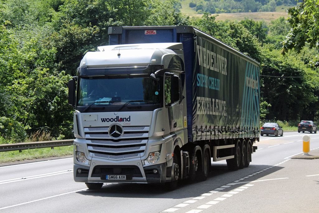 Woodland, Chelmsford GM66 AXK, Mercedes Actros on Crickley… Flickr