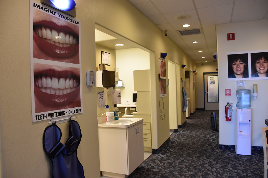 Zoom Las Vegas NV Lake Mead Dental 7481 W Lake Mead Blvd s… Flickr