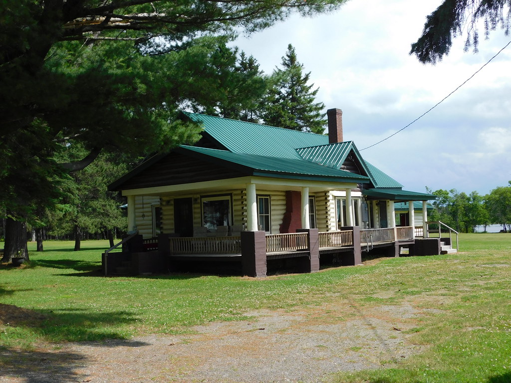 Yellow Log Cabin Wallagrass, Maine Jimmy Emerson, DVM Flickr